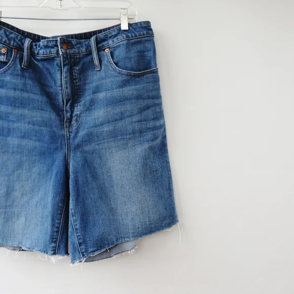 Madewell High Rise Denim Mid Length Shorts Size 33 - Picture 8 of 14